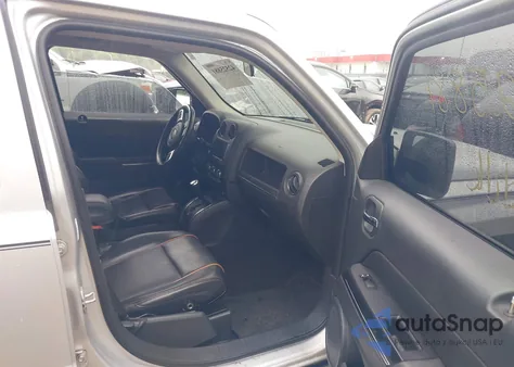 2011 Jeep Patriot Latitude X z USA, uszkodzony, nr VIN 1J4NF4GB2BD182194